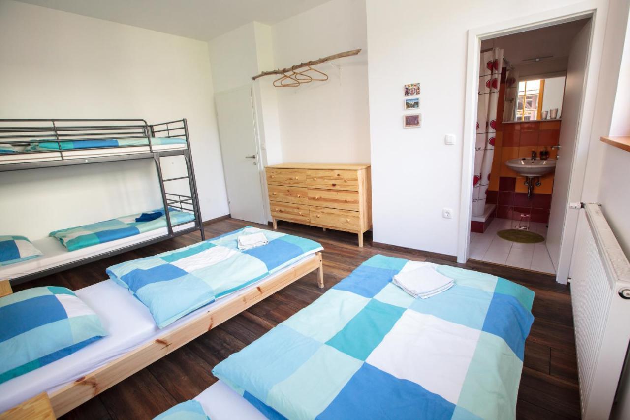 Bikeski Family Hotel, B&B, Apartaments, Rooms Mezica Exteriör bild